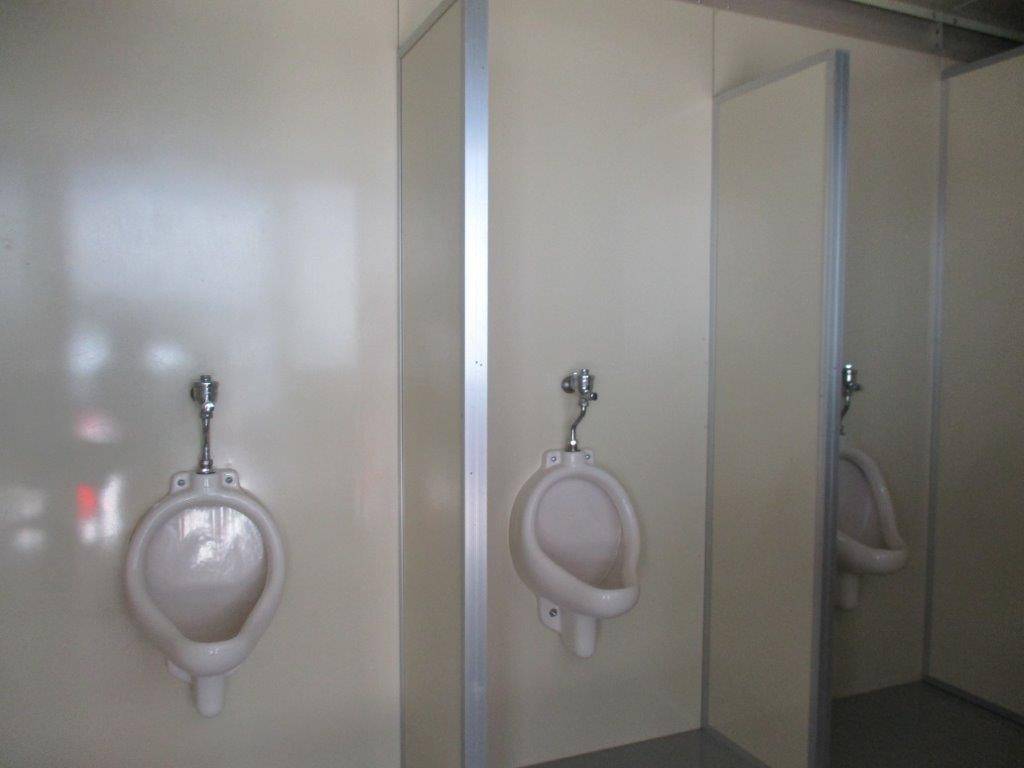 東京都中央区　仮設トイレ(屋外トイレ)