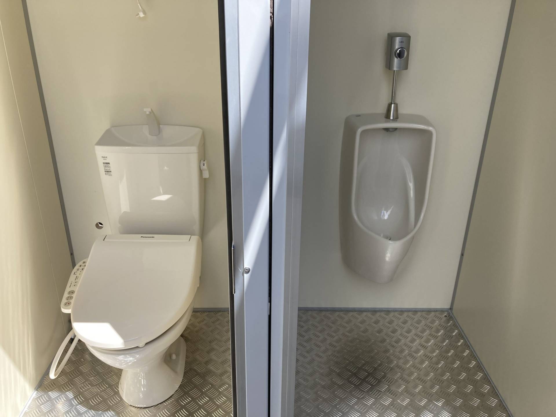 東京都墨田区　会社トイレ