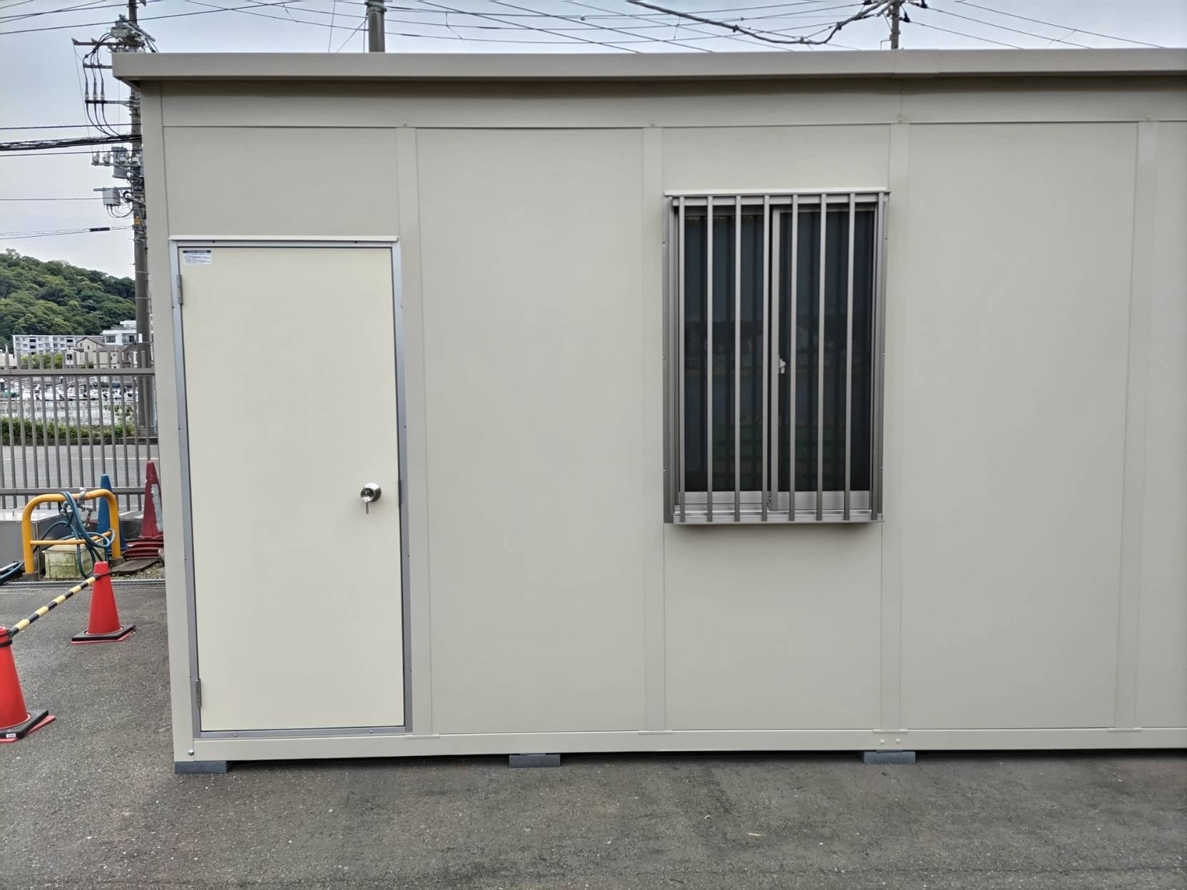 神奈川県横須賀市　パネルハウス(プレハブ)　会社倉庫