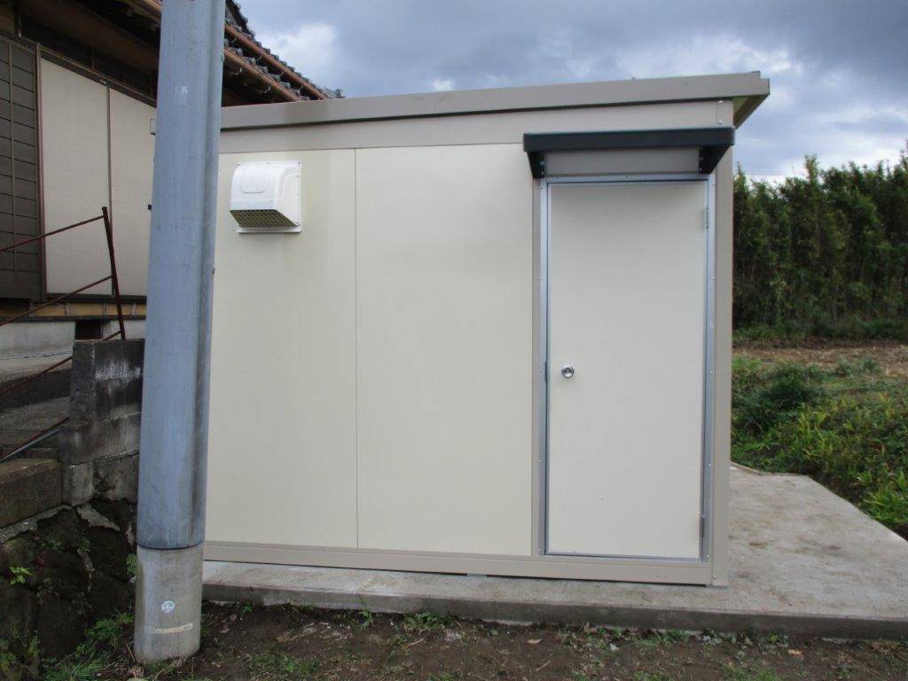 千葉県富津市　パネルハウス(プレハブ)