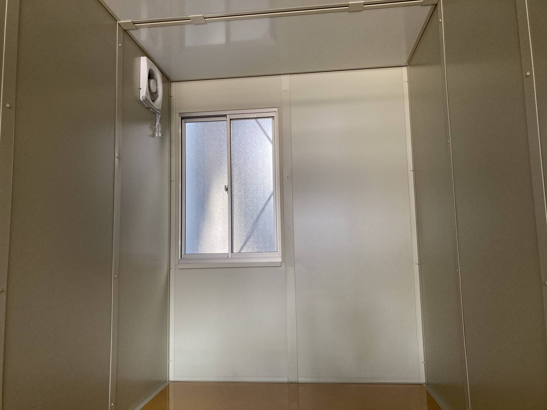 神奈川県横浜市　パネルハウス(プレハブ)