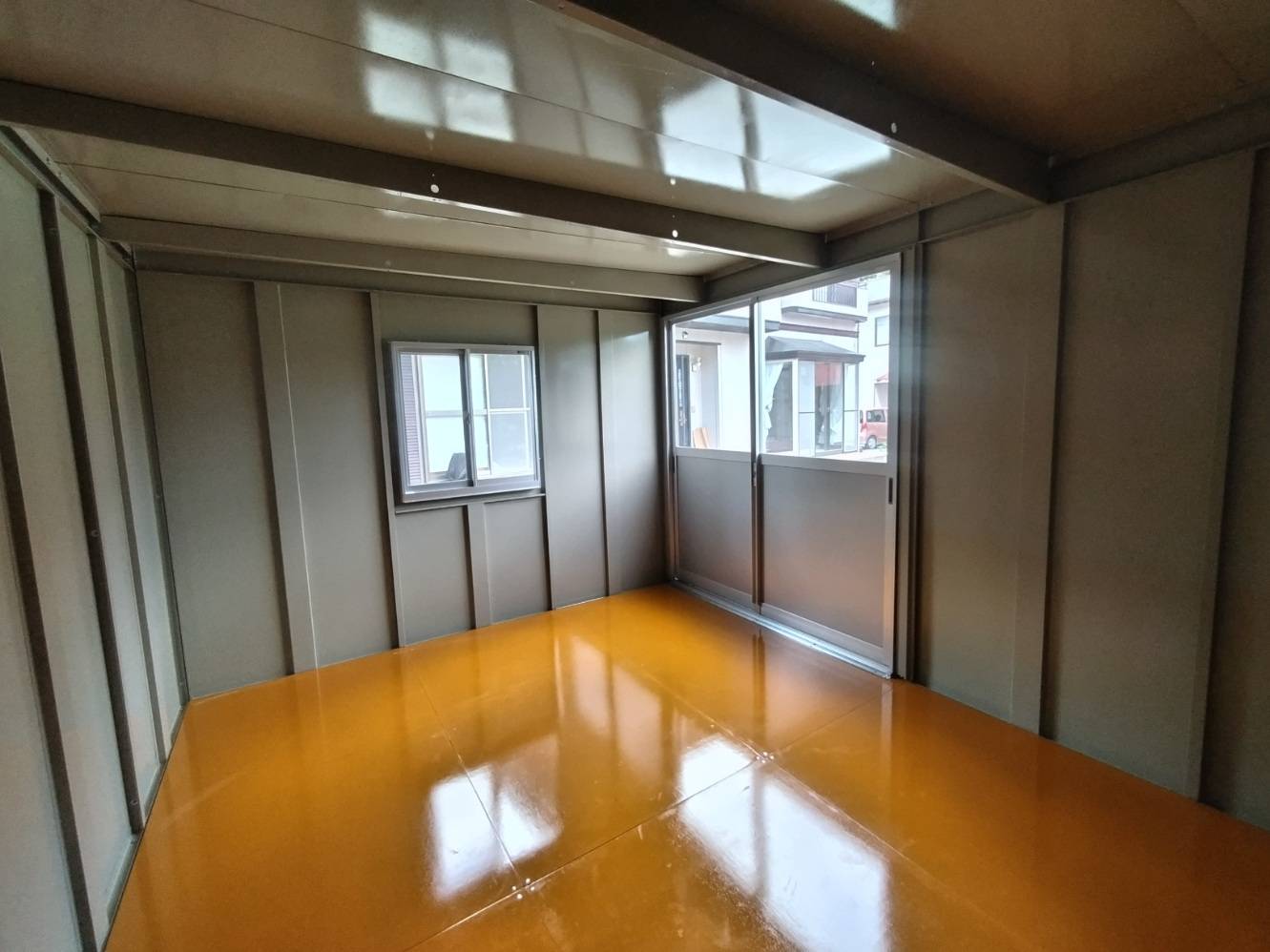 神奈川県秦野市　パネルハウス(プレハブ)　自宅倉庫