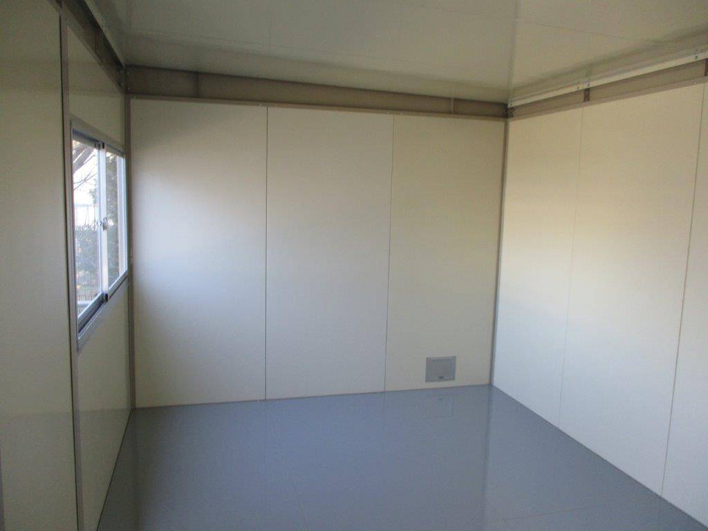 東京都世田谷区　パネルハウス(プレハブ)