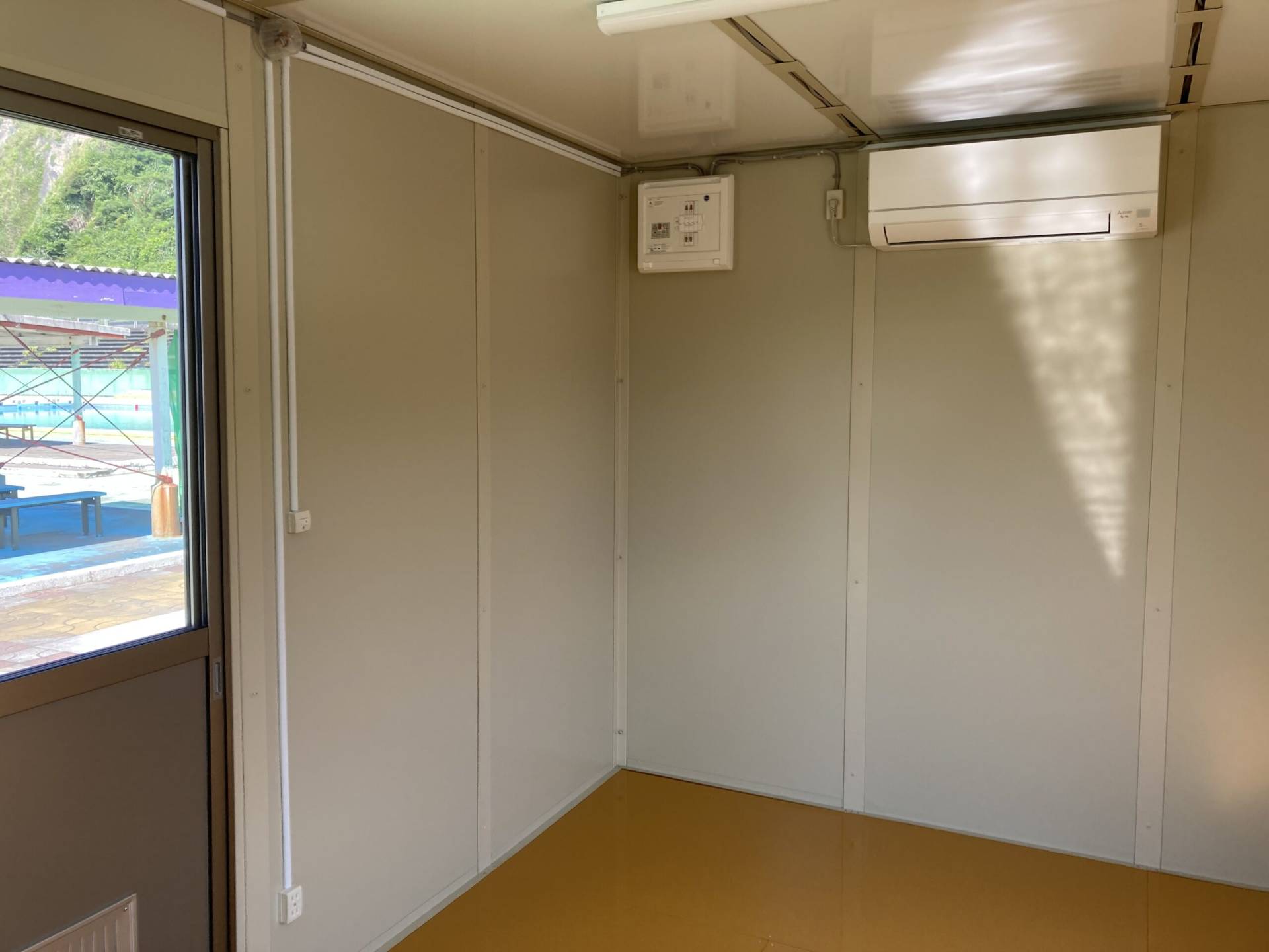 神奈川県鎌倉市　パネルハウス(プレハブ)