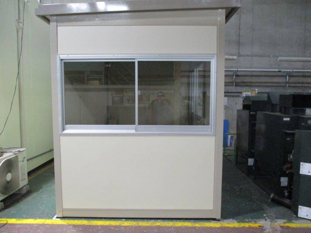 神奈川県厚木市　パネルハウス(プレハブ)　工場内休憩室