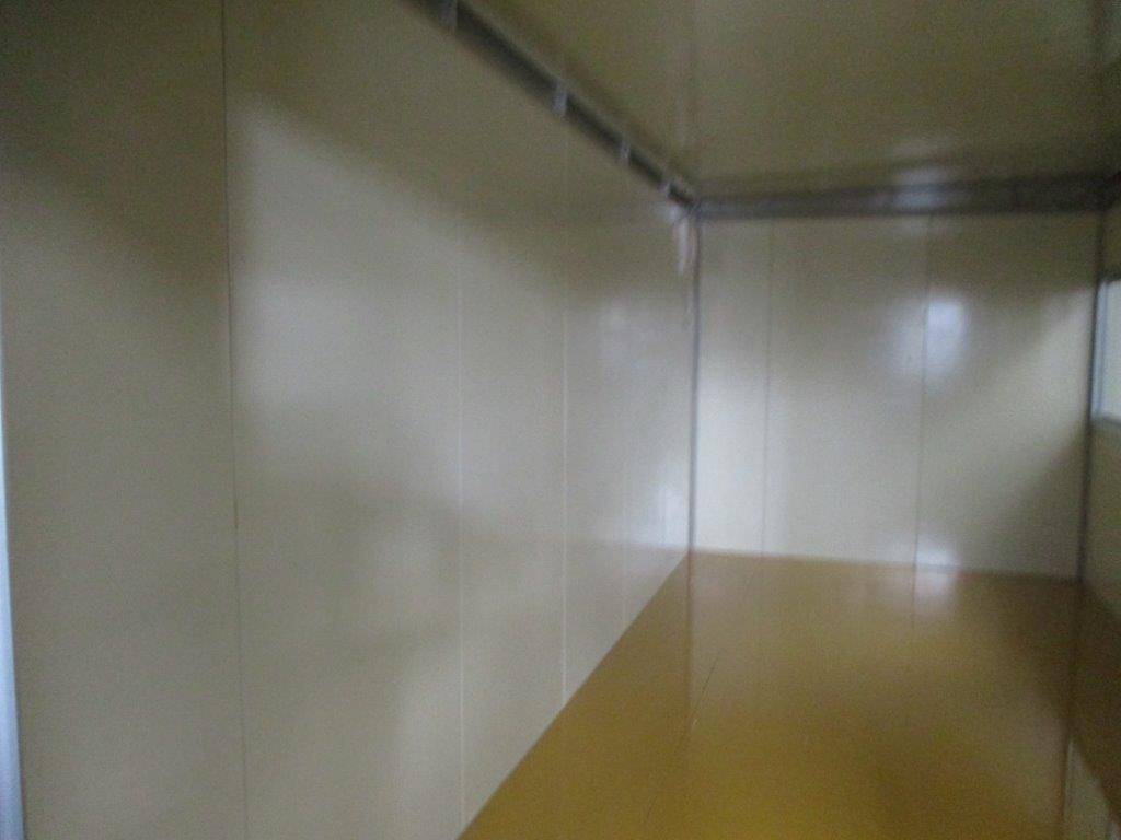 東京都葛飾区　パネルハウス(プレハブ)