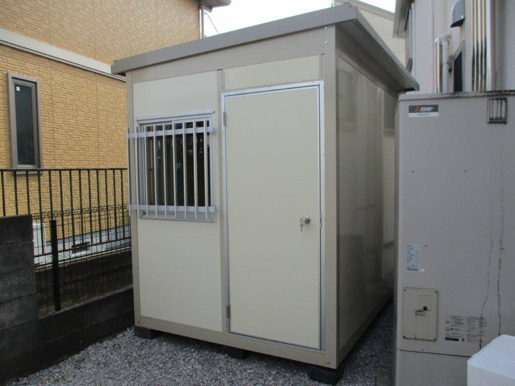 神奈川県秦野市　パネルハウス(プレハブ)