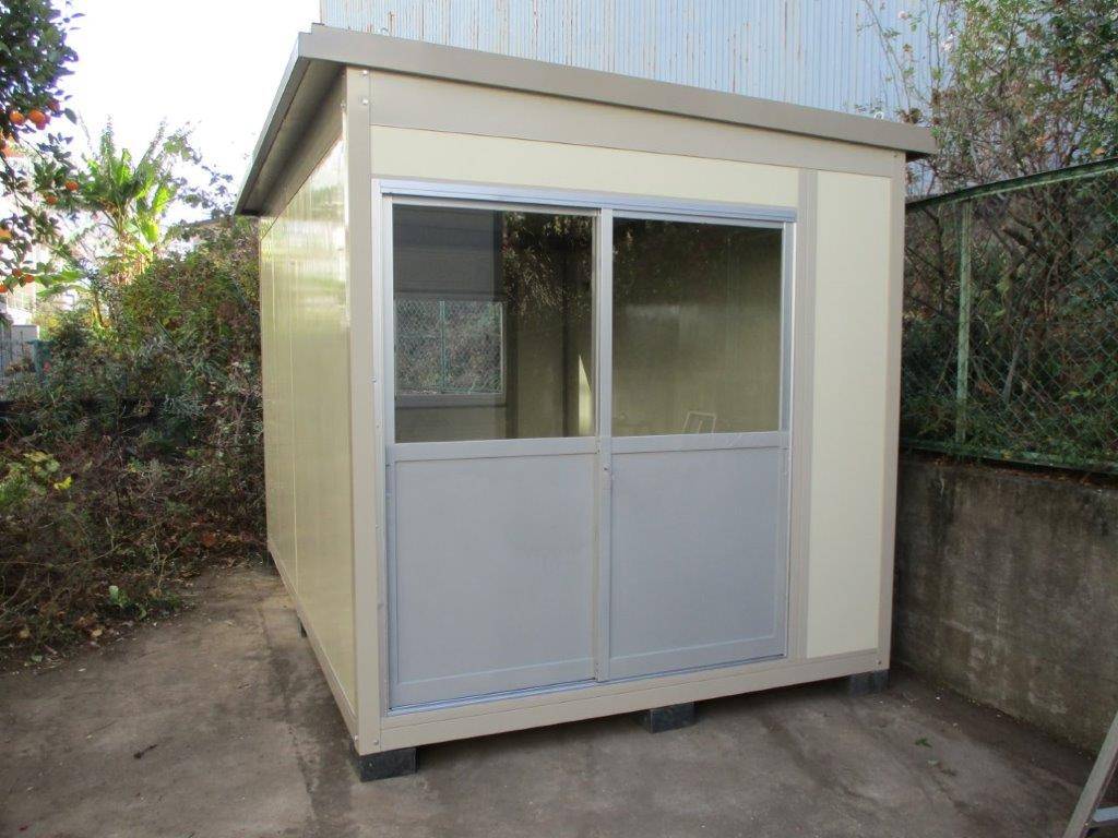 神奈川県座間市　パネルハウス(プレハブ)