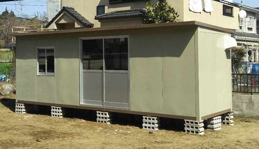 東京都あきる野市　パネルハウス(プレハブ)