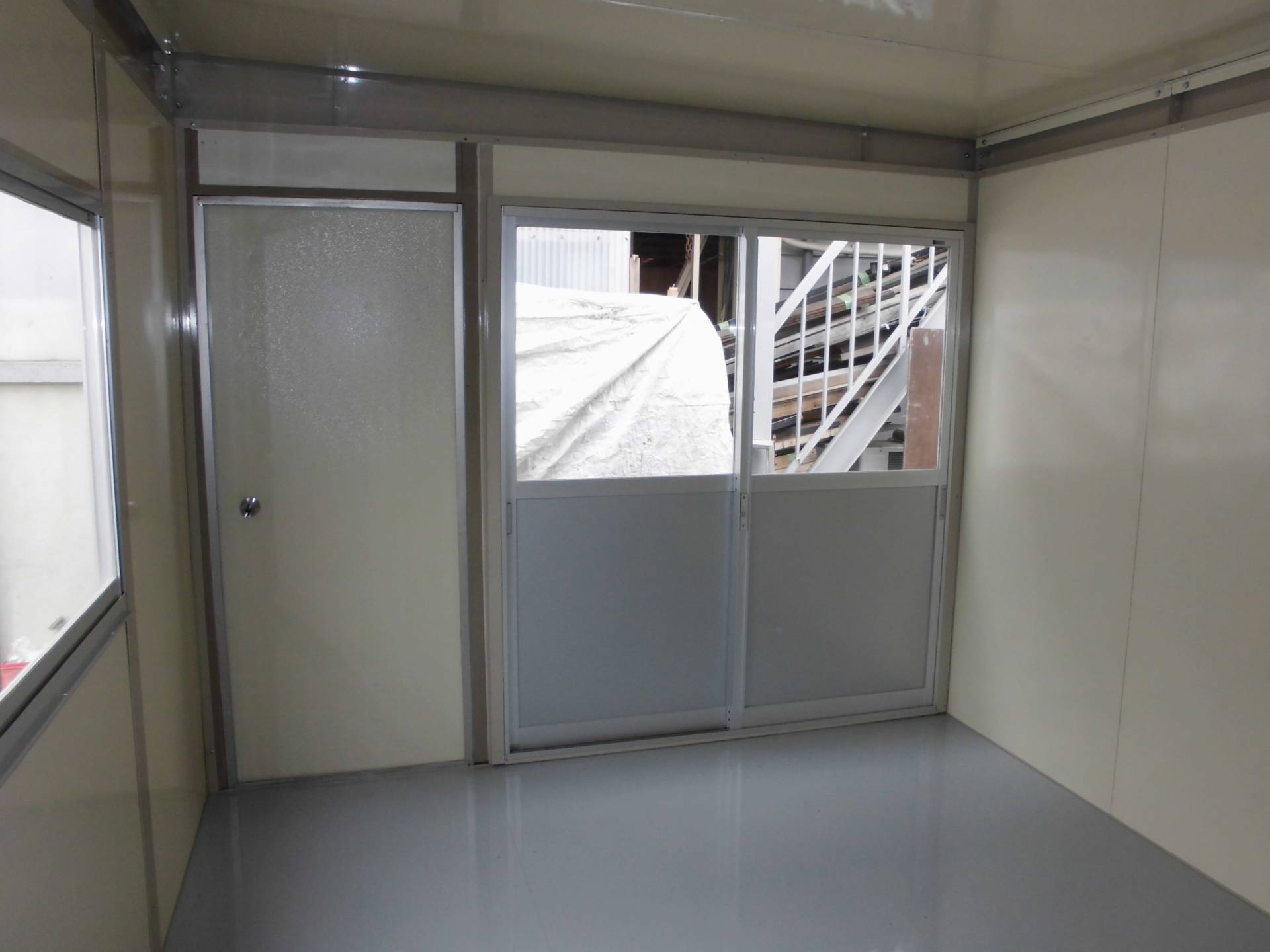 東京都内　パネルハウス(プレハブ)