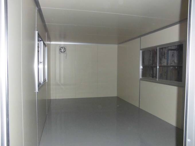 東京都江東区　パネルハウス(プレハブ)