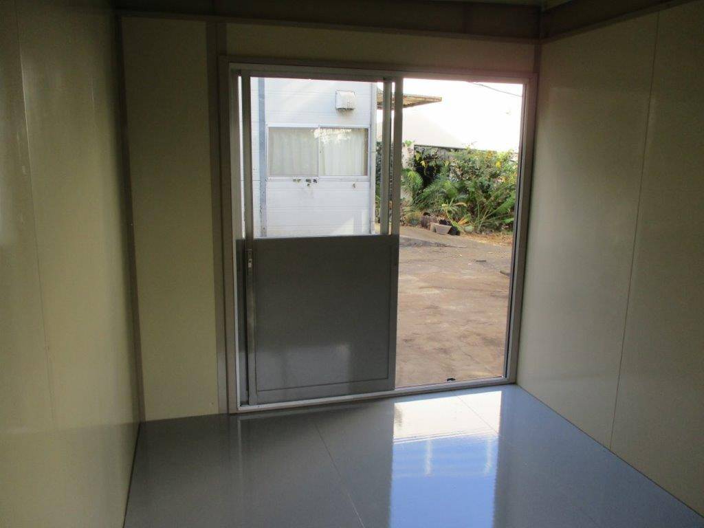 神奈川県座間市　パネルハウス(プレハブ)