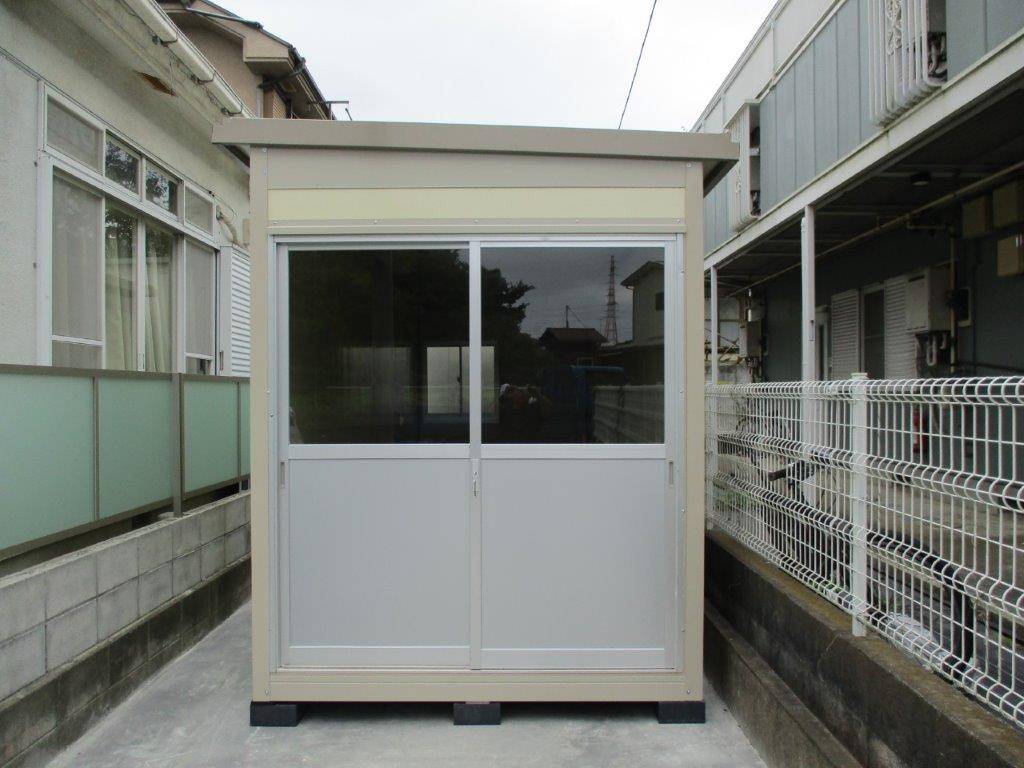 神奈川県綾瀬市 パネルハウス(プレハブ)