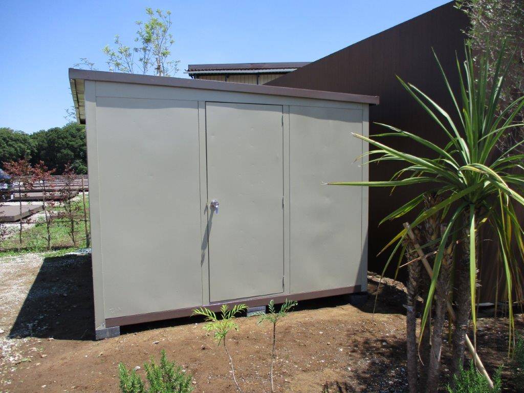 千葉県鎌ケ谷市　パネルハウス(プレハブ)　キャンプ場倉庫
