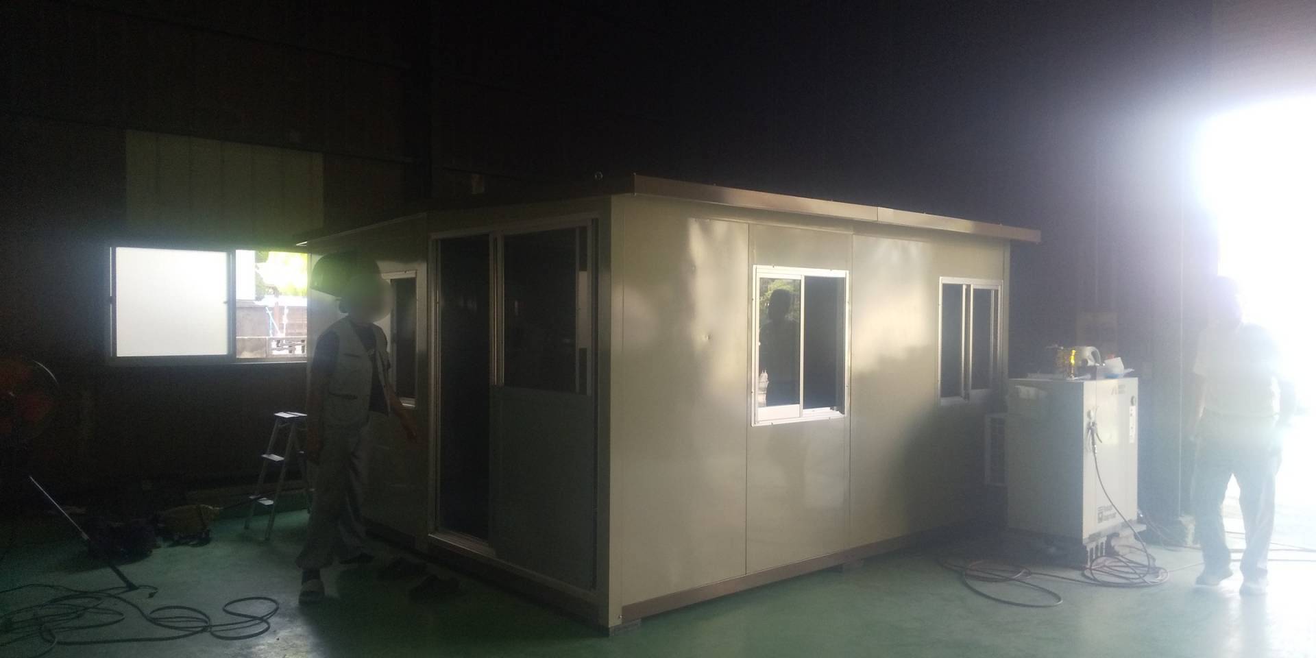 埼玉県新座市　パネルハウス(プレハブ)