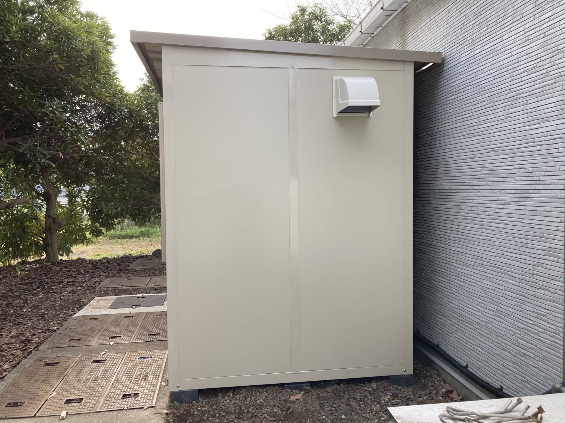 千葉県野田市　パネルハウス(プレハブ)　会社倉庫1